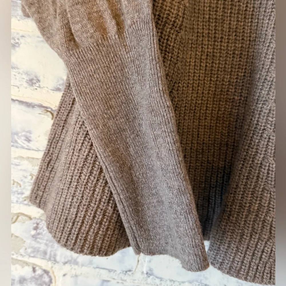 DRA Tan Cropped 3/4 Sweater